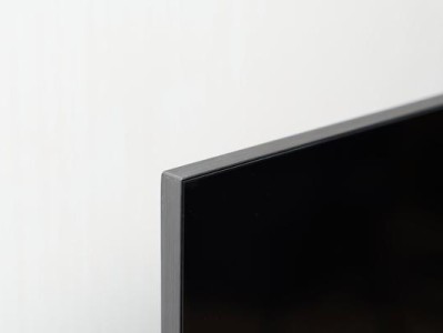 TCL电视机的卓越品质与先进技术（领先市场的创新设计和高清晰度画质）