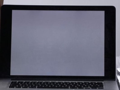 电脑黑屏故障解决全攻略（解决电脑黑屏故障的常见方法及注意事项）