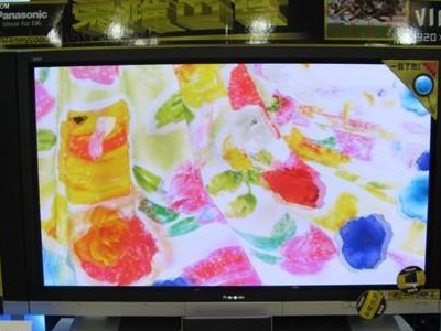 松下TH42PV70C电视机的性能和特点（一款卓越的高清电视机，令您沉浸在真实的画面和声音中）